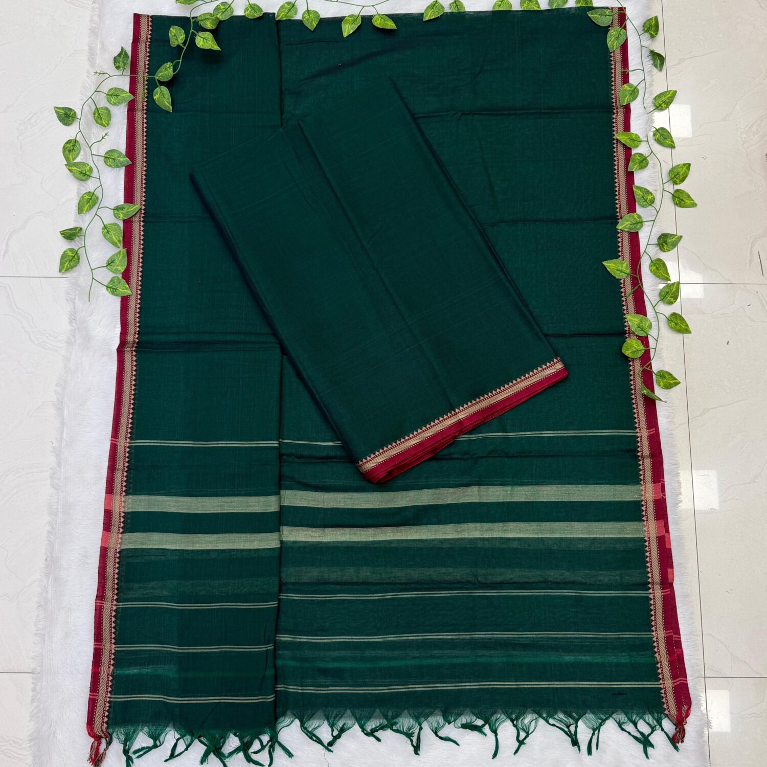 Green Pure Narayanapet Bindi Cotton Top & Bottom(4.5mts) Dupatta (2.5mts) Unstitched Dress material  – PMK46
